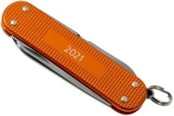 Victorinox Classic Alox Tiger Orange Limited Edition 2021 0.6221.L21 Swiss Pocket Knife 9 Victorinox Classic Alox Tiger Orange Limited Edition 2021 0.6221.L21 Swiss Pocket Knife -Knife Shop VT0 6221 L21 05 victorinox