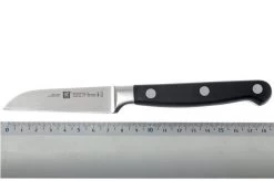 Zwilling J.A. Henckels Professional "S" Paring Knife 9 Cm (3") -Knife Shop ZW31020 090 04 zwilling professional s 31020 090 groentemes d4