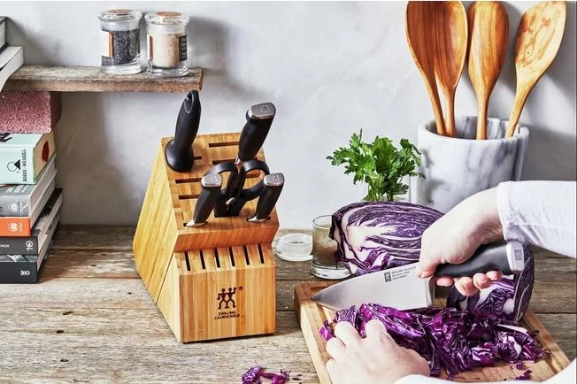 Zwilling Four Star II Utility Knife 30070-131 7 Zwilling Four Star II Utility Knife 30070-131 - Image 7